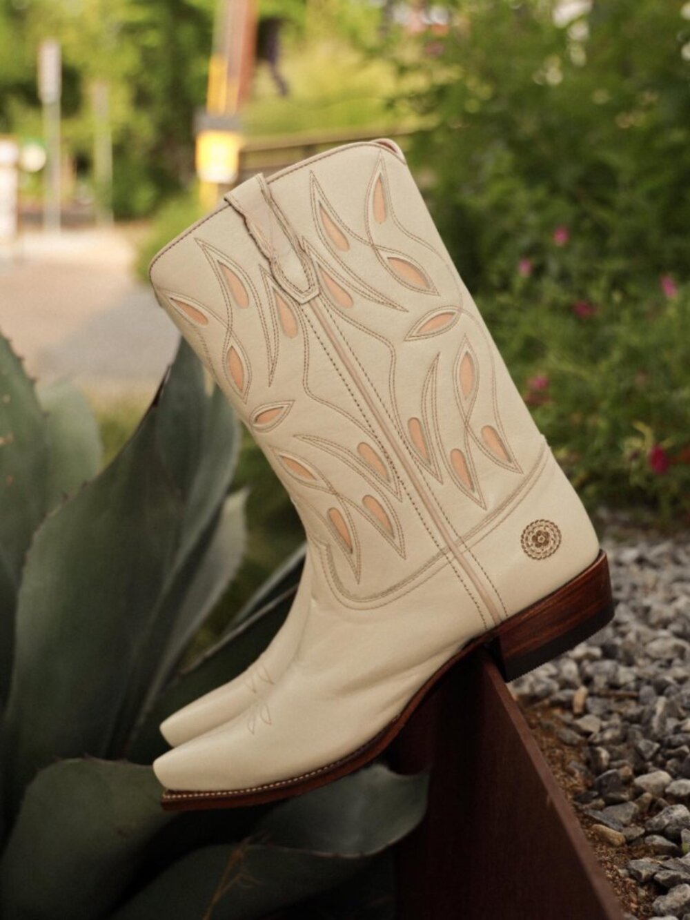 Ranch Road Yellow Rose Cream Boots